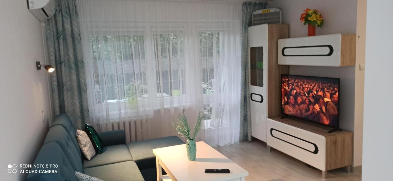 Appartamento Magdalenka Legnica Esterno foto